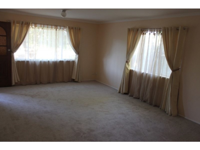 18 Sungold Avenue, Southport QLD 4215