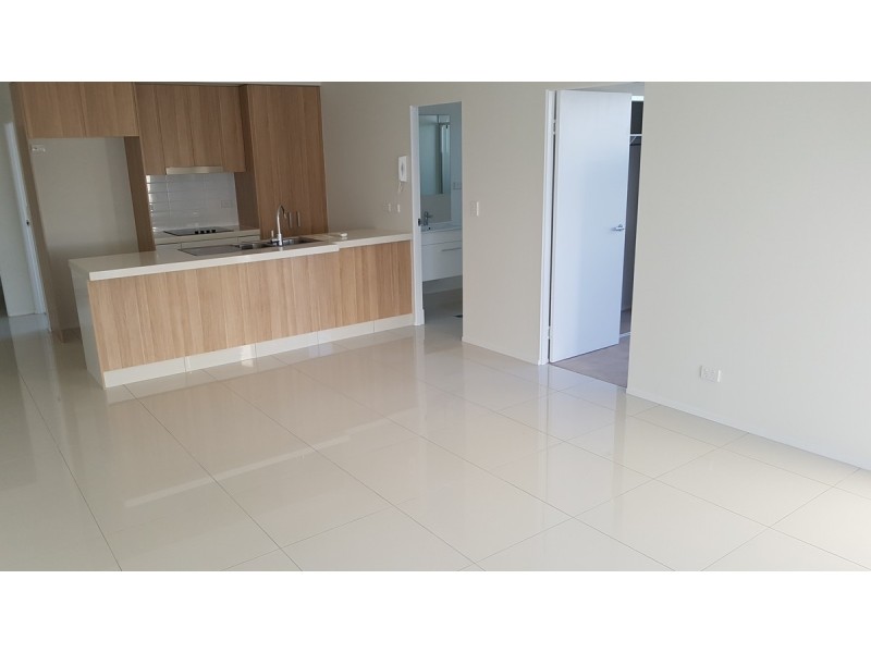 301/8 Norman Street, Southport QLD 4215