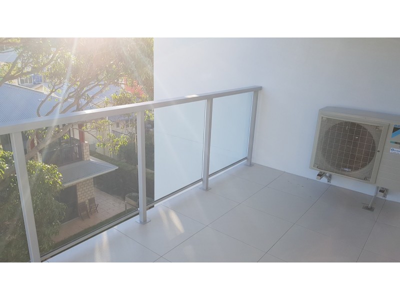 301/8 Norman Street, Southport QLD 4215