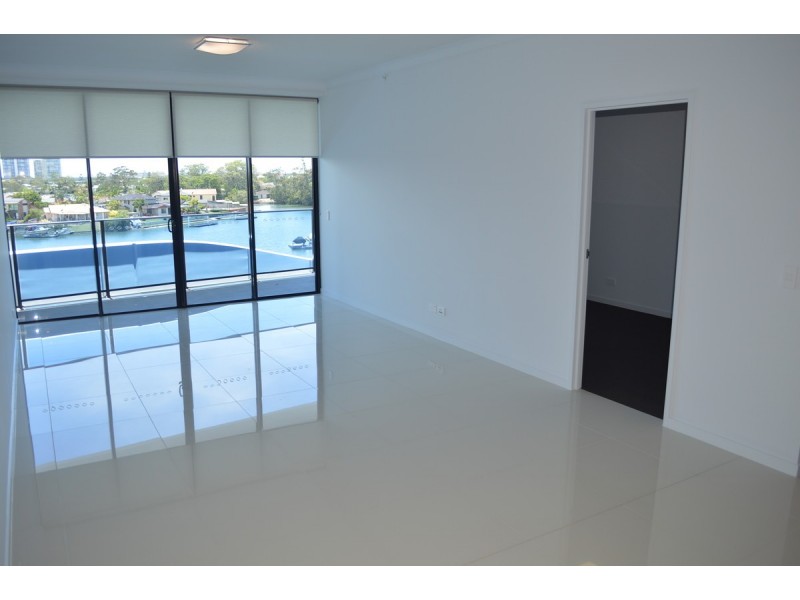 2302/5 Harbourside Court, Biggera Waters QLD 4216