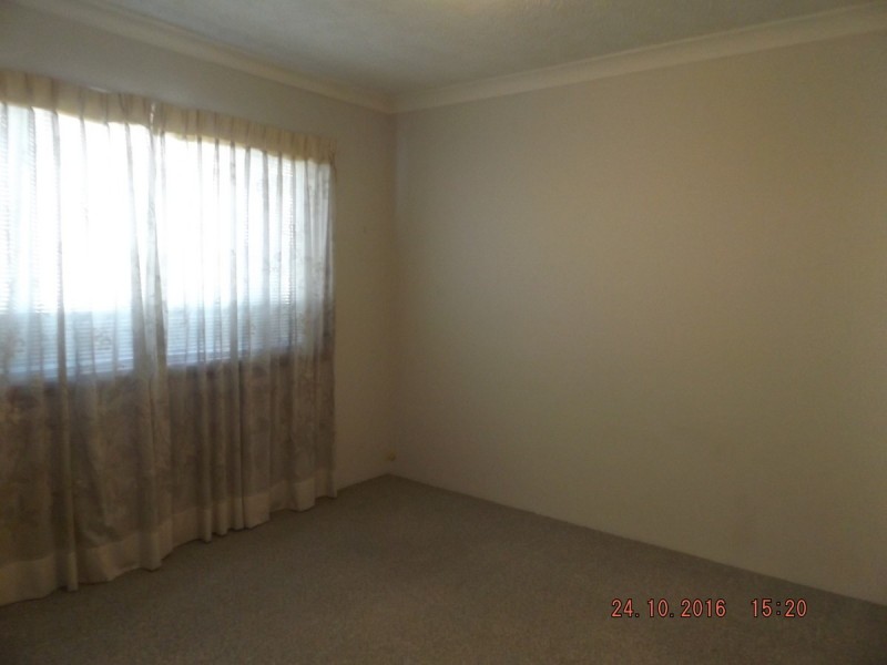 2/264 Marine Parade, Labrador QLD 4215