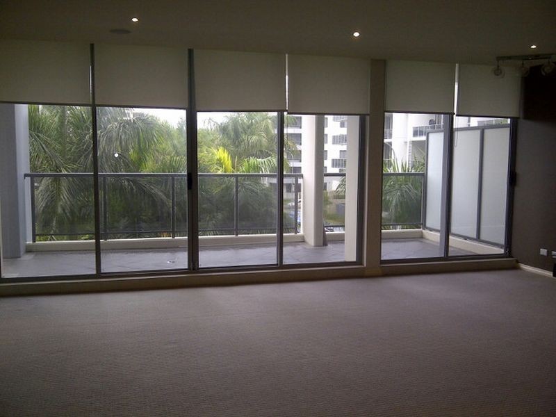 402/3 Como Crescent, Southport QLD 4215