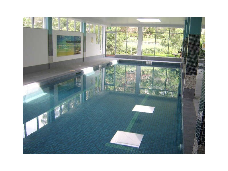 402/3 Como Crescent, Southport QLD 4215