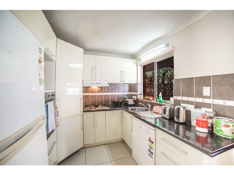 9/21 North Street, Southport QLD 4215