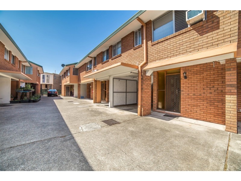 9/21 North Street, Southport QLD 4215