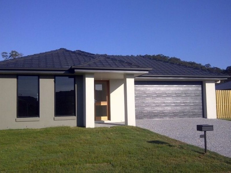 3 Bindarin, Upper Coomera QLD 4209