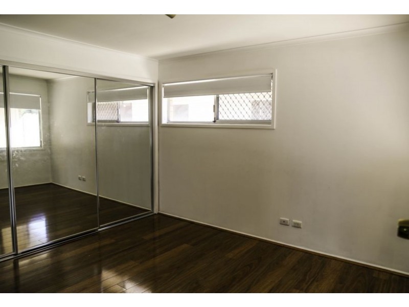 2/43 William Street, Southport QLD 4215