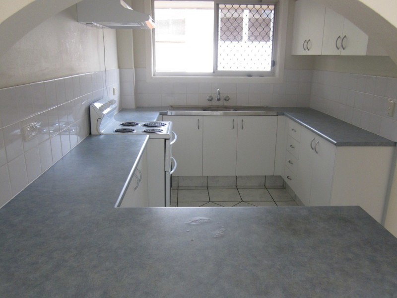 8/15 Lather Street, Southport QLD 4215