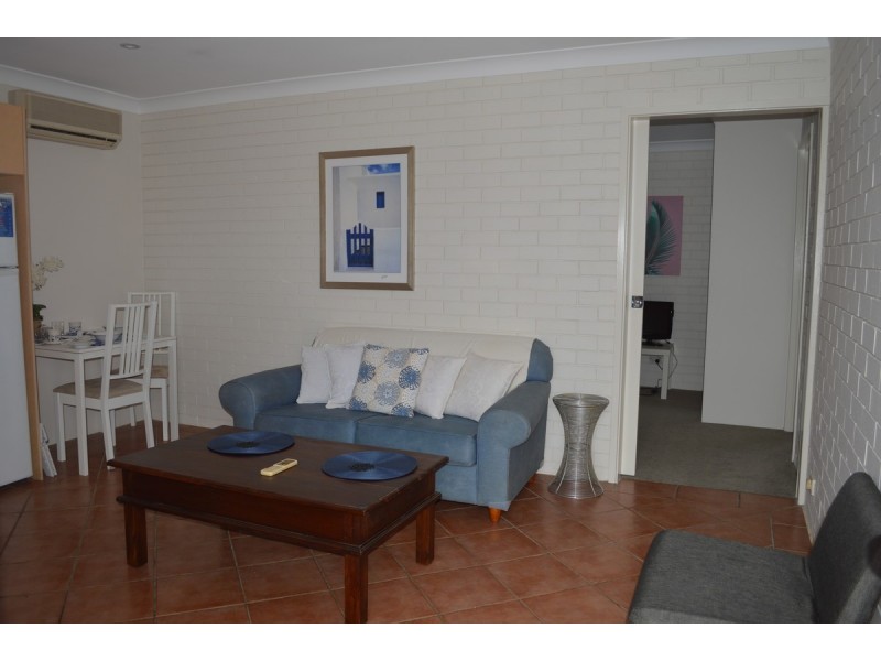 306/132 Marine Parade, Southport QLD 4215