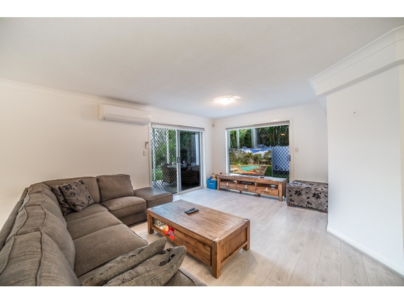 9 Parkview/100 Cotlew Street East, Southport QLD 4215