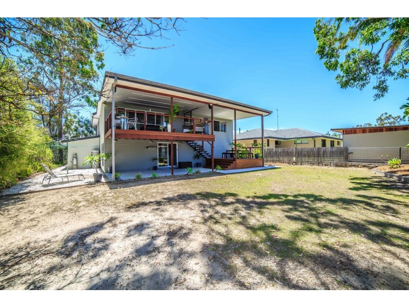 16 Tasman Avenue, Molendinar QLD 4214