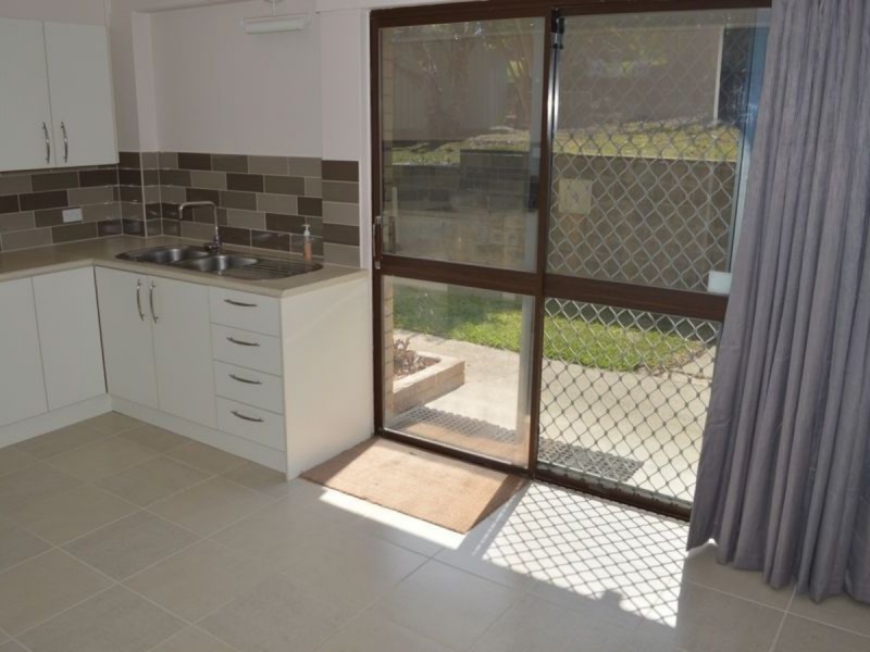 30 Crinum Crescent, Southport QLD 4215