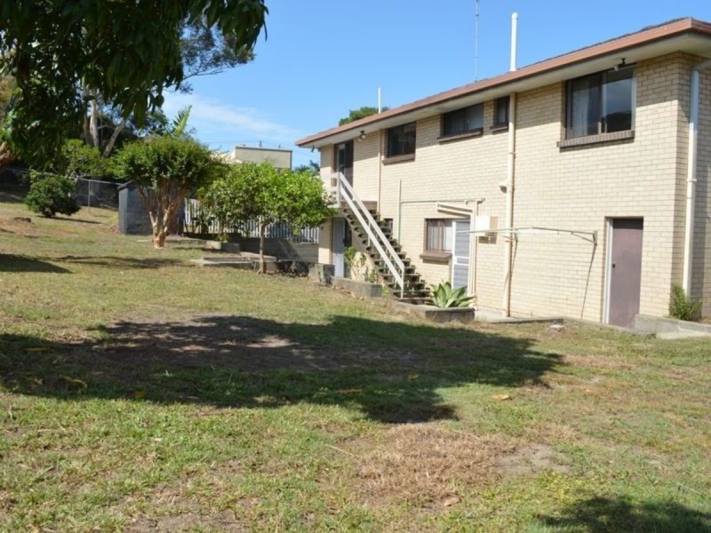 30 Crinum Crescent, Southport QLD 4215