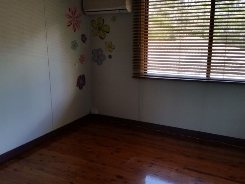 4 Terrigal Crescent, Southport QLD 4215