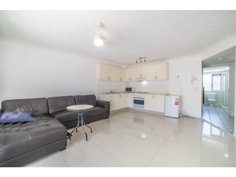 5/5 Lloyd Street, Southport QLD 4215