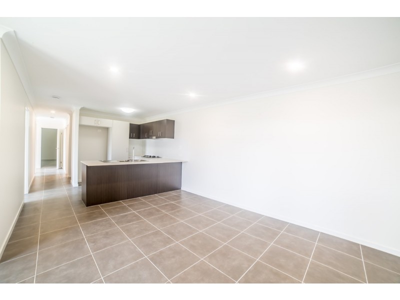 1/26 Stinson Circuit, Coomera QLD 4209