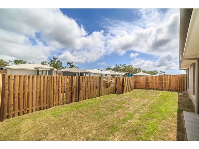 1/26 Stinson Circuit, Coomera QLD 4209