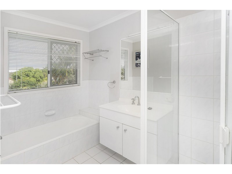 10 Greenwood Court, Helensvale QLD 4212