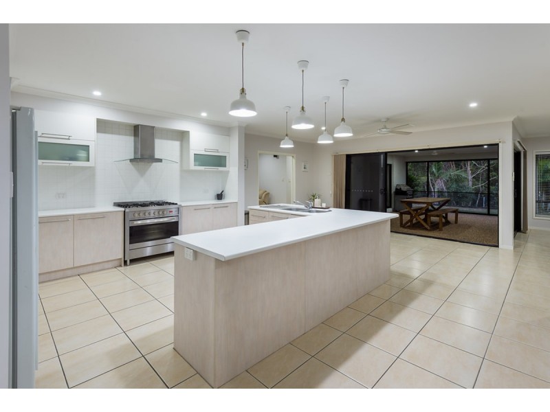 12 Helsal Court, Coomera Waters QLD 4209