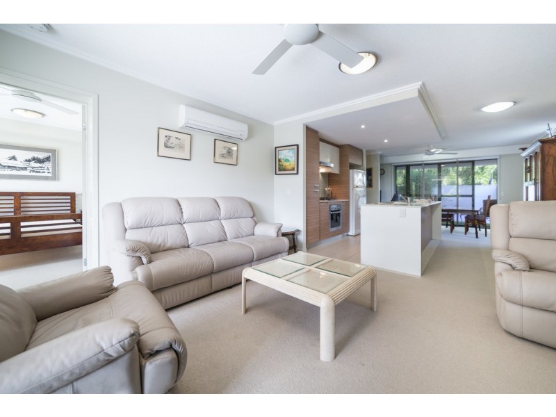 8/154 Musgrave Avenue, Southport QLD 4215