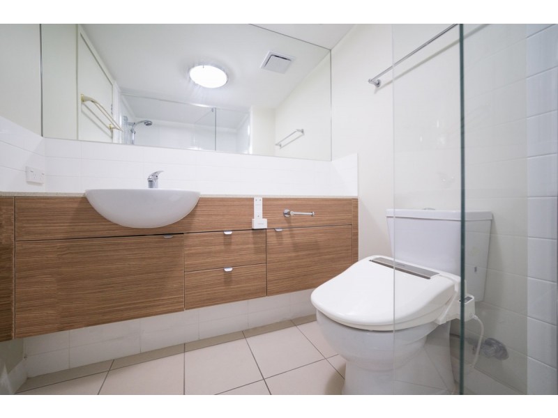 8/154 Musgrave Avenue, Southport QLD 4215