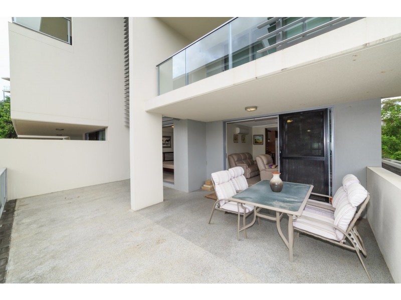 8/154 Musgrave Avenue, Southport QLD 4215