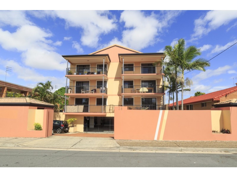 8/28 Little Norman Street, Southport QLD 4215
