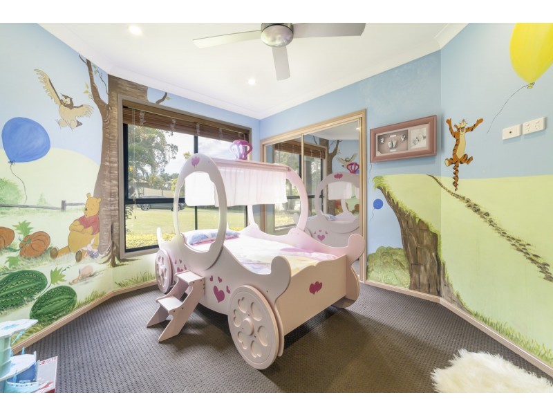 6 Newlands Court, Mount Nathan QLD 4211