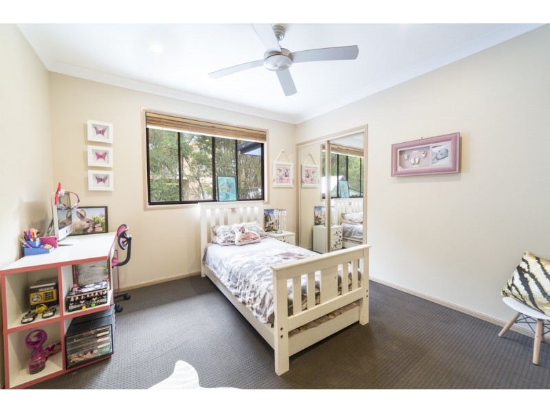 6 Newlands Court, Mount Nathan QLD 4211