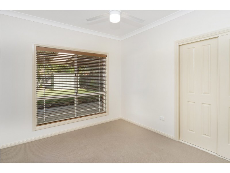 151 Monterey Keys Drive, Helensvale QLD 4212