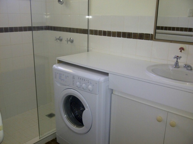 2/85 Anne Street, Southport QLD 4215