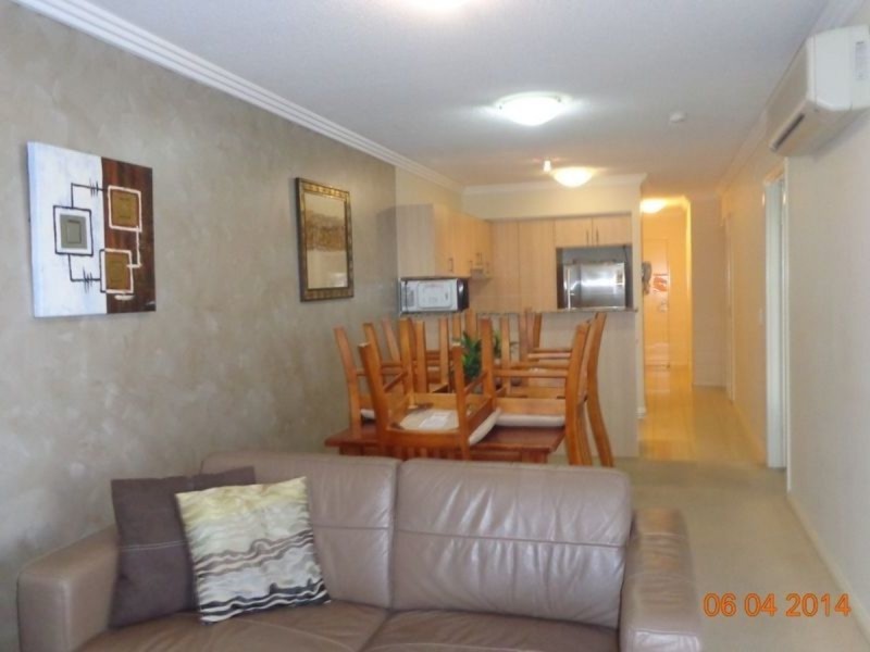 11/136 Marine Parade, Southport QLD 4215