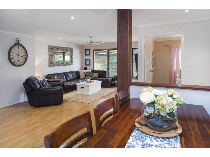 2/27 Galloway Drive, Ashmore QLD 4214