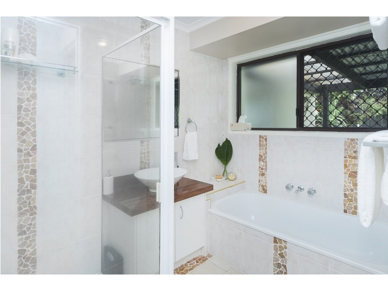 2/27 Galloway Drive, Ashmore QLD 4214