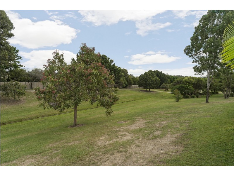 2/27 Galloway Drive, Ashmore QLD 4214