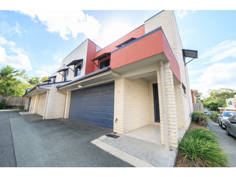 9/170 Whiting Street, Labrador QLD 4215