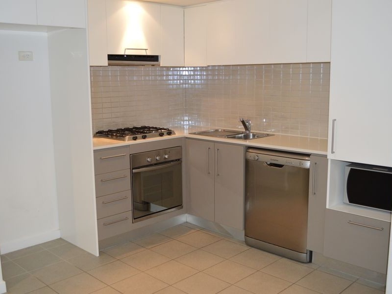 1112/56 Scarborough Street, Southport QLD 4215