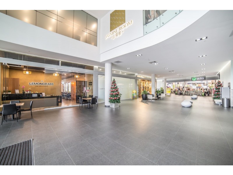 1 Como Crescent, Southport QLD 4215