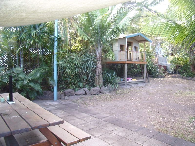 23-25 Turpin Road, Labrador QLD 4215