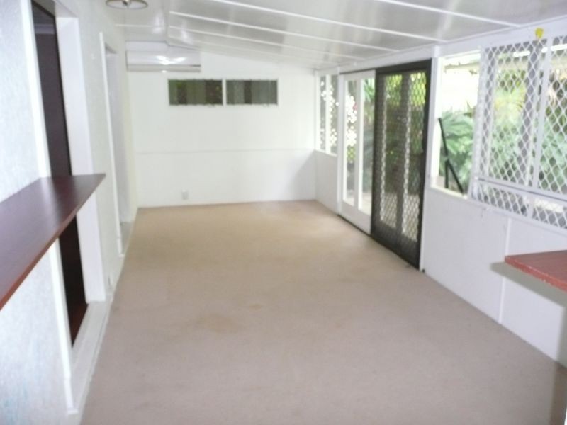 23-25 Turpin Road, Labrador QLD 4215