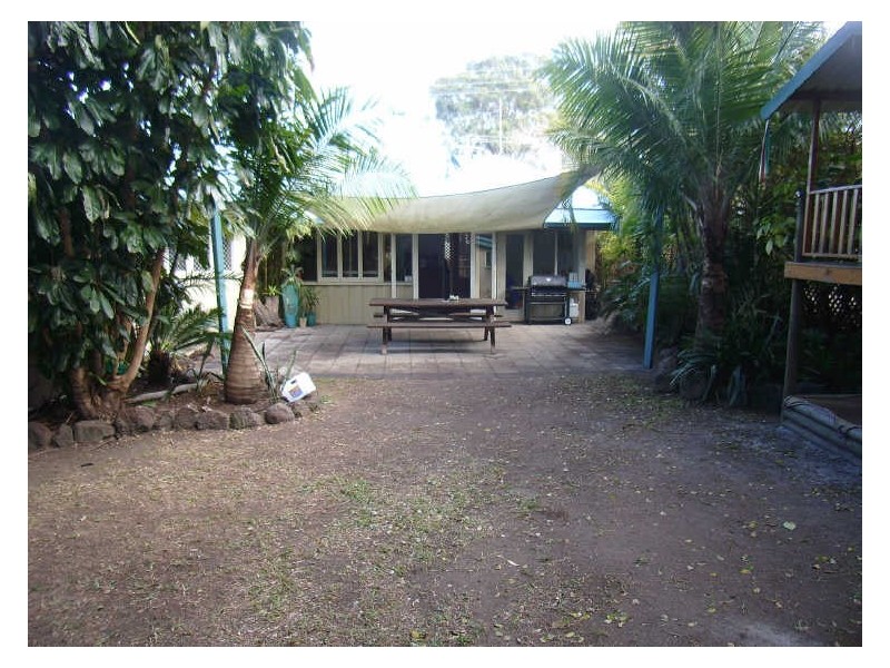 23-25 Turpin Road, Labrador QLD 4215