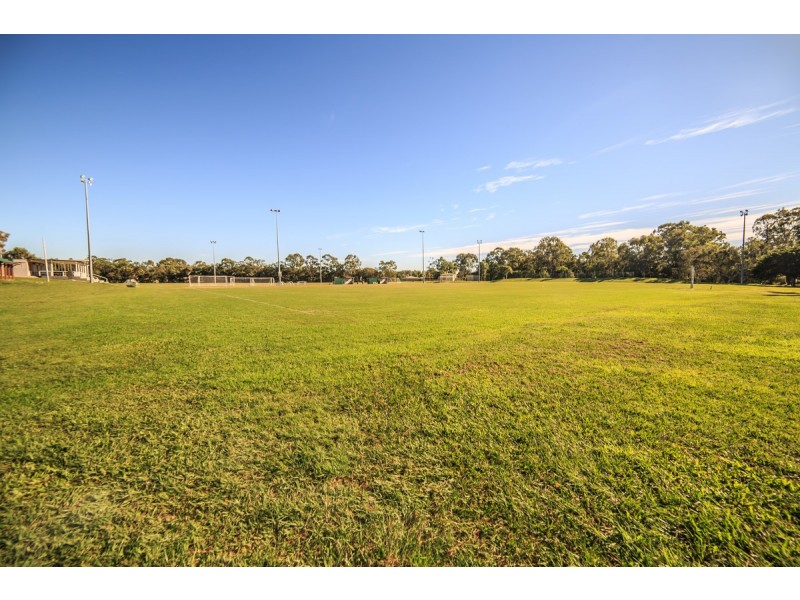 24 Allden Avenue, Labrador QLD 4215