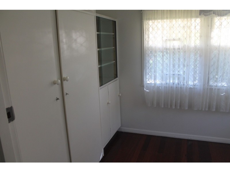 15 Water Street, Southport QLD 4215