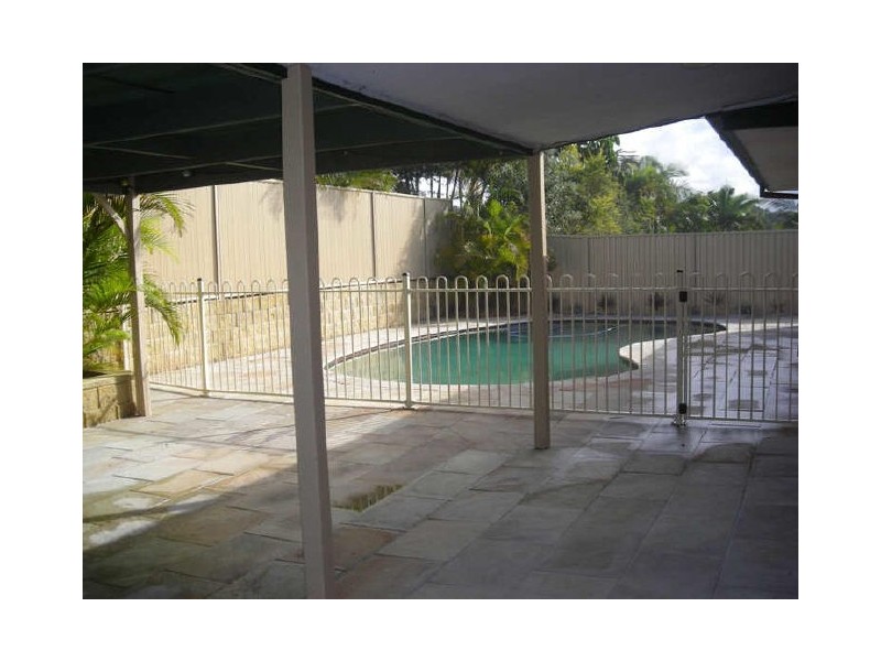 9 Peter Thomson Drive (TC), Parkwood QLD 4214