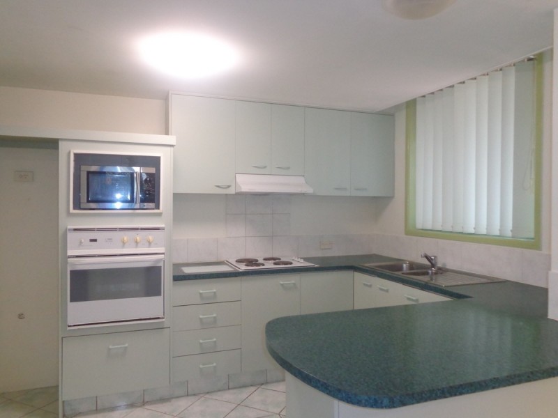 1/124 Queen Steet, Southport QLD 4215