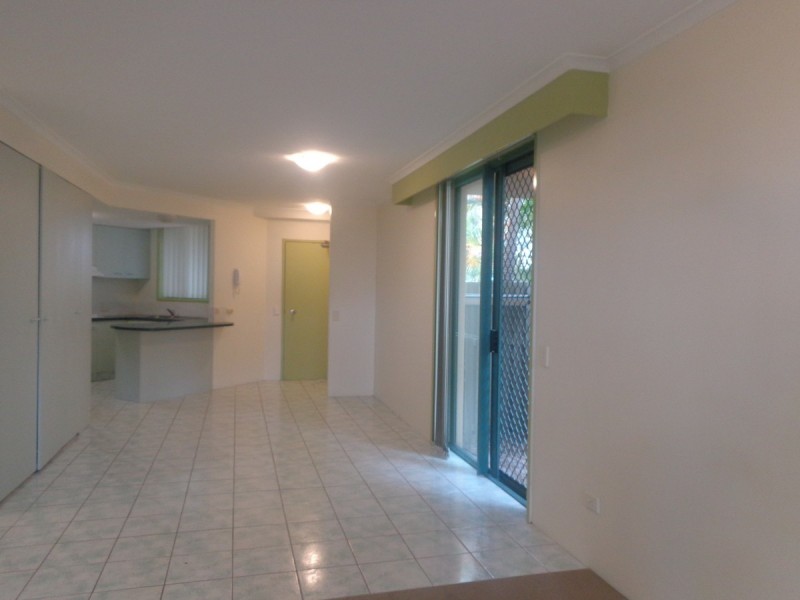 1/124 Queen Steet, Southport QLD 4215