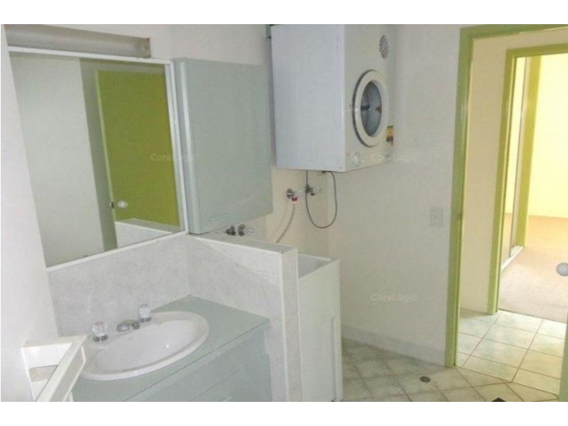 1/124 Queen Steet, Southport QLD 4215