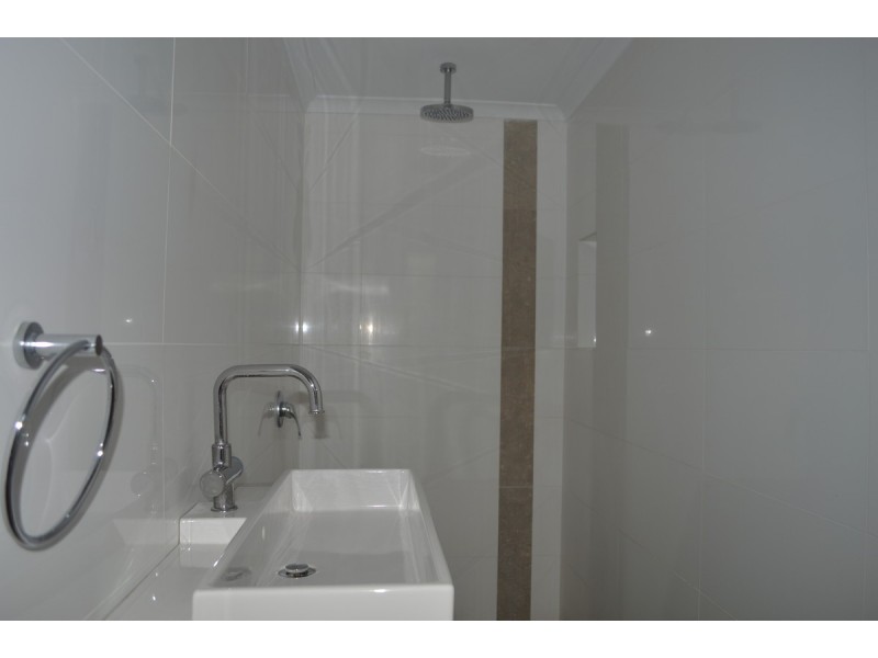 7 Walton Street, Southport QLD 4215