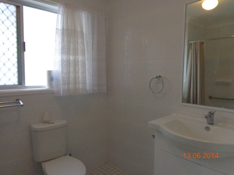 40 Brighton Parade, Southport QLD 4215