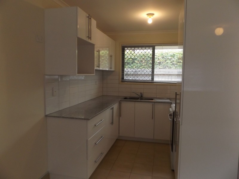 1 & 2/25 Little Norman Street, Southport QLD 4215